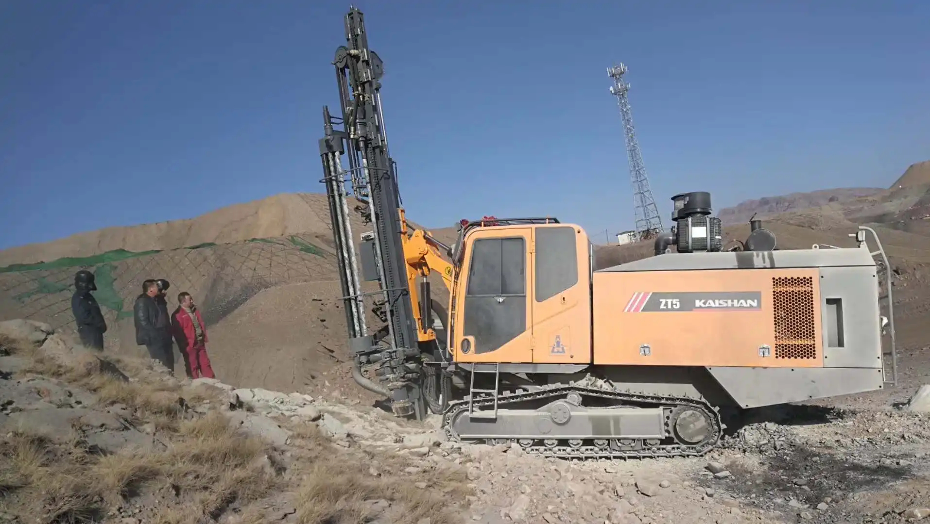 Crawler Blasting Rig ZT5 Mining Blast Hole Down The Hole Drilling Rigs With Built-in Equipment - Image 8